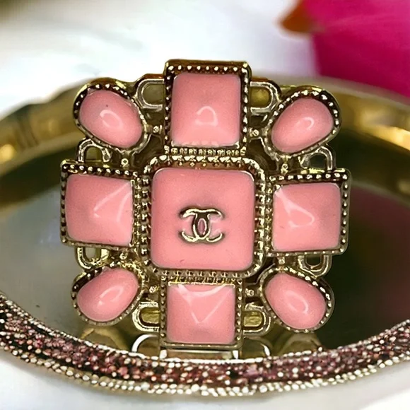 Chanel CC Button Upcycled Adjustable cocktail Ring New - Picture 3 of 14